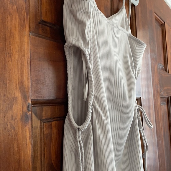 NEW no tags Topshop women’s juniors size 4 short cutout dress - Picture 5 of 6